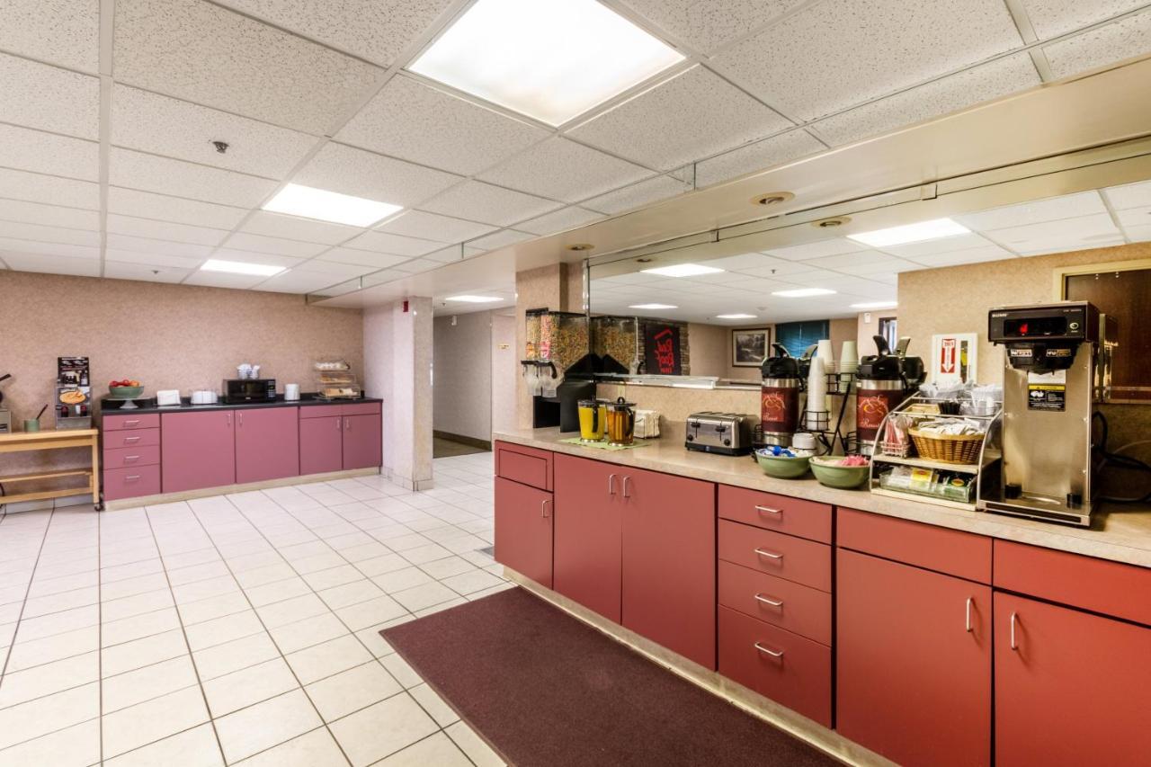 Red Roof Inn Морхед Экстерьер фото