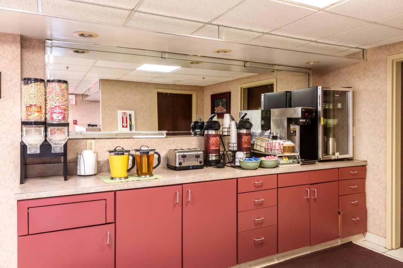 Red Roof Inn Морхед Экстерьер фото