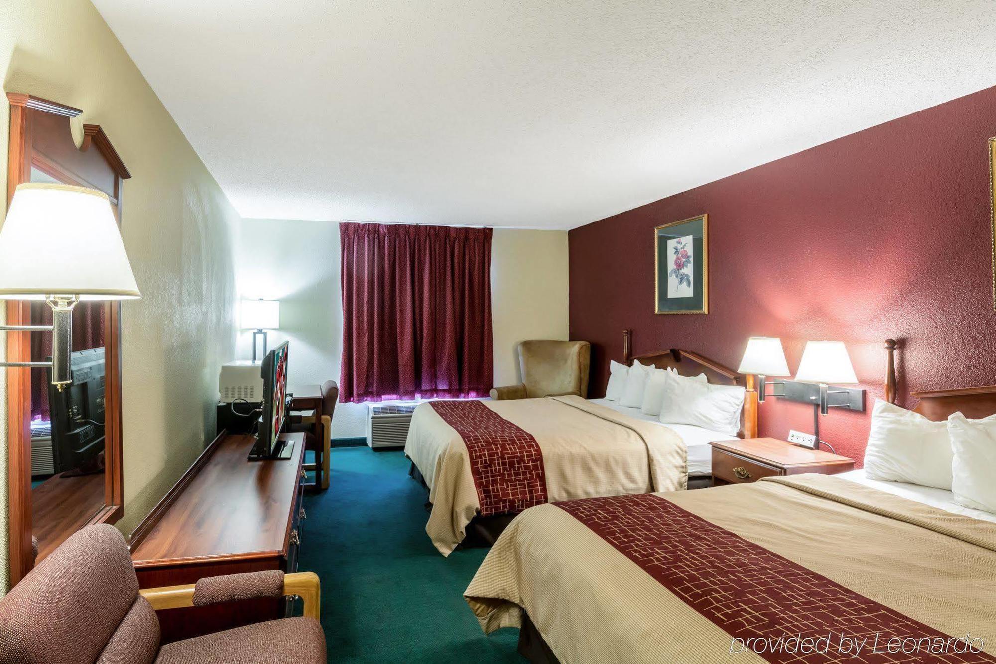 Red Roof Inn Морхед Экстерьер фото